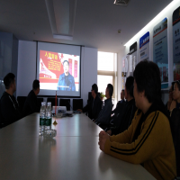 �����_չ��������������ӛʹ�������}�����W�����